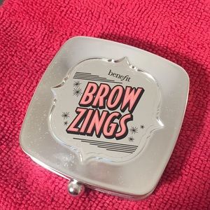 Brow Zings shade no. 4 from Benefit